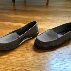 Rainbow(R) W Comfort Classics - Premier Leather Slip On Loafer - Sz 8